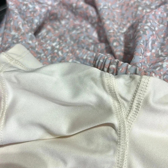 RBX Active 2 in one moisture wicking,flexibility,4-way stretch,pattern - Picture 7 of 7